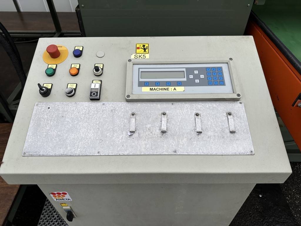Aweta - Compas weight grader for bulbs, onions or (sweet) potatoes ...