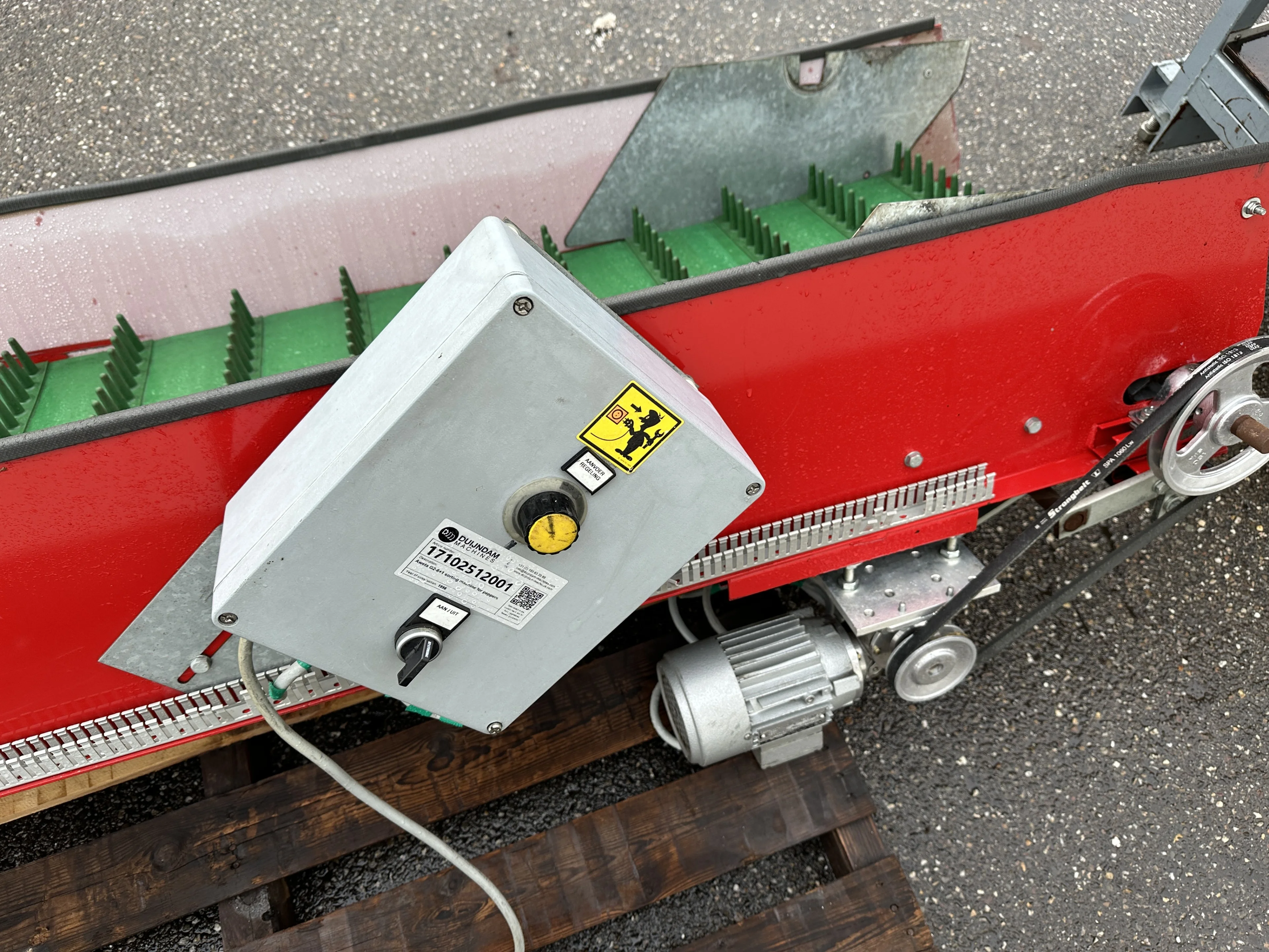 Aweta G2-6+1 paprikasorteermachine op gewicht • Duijndam Machines