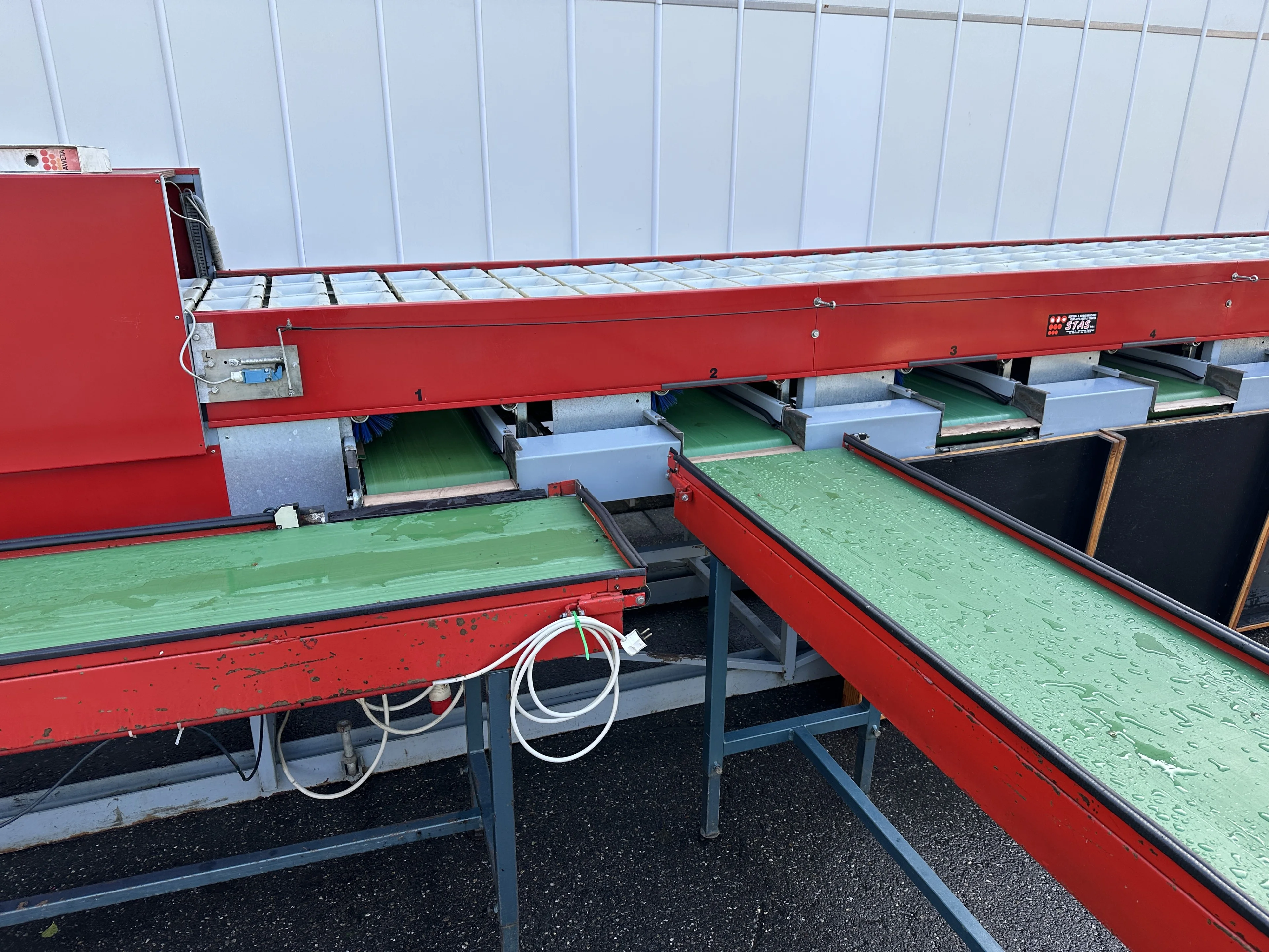 Aweta G3-8 apple & fruit sorting machine • Duijndam Machines