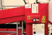 Aweta G4-14+1 pepper sorting machine with semi automatic box filling