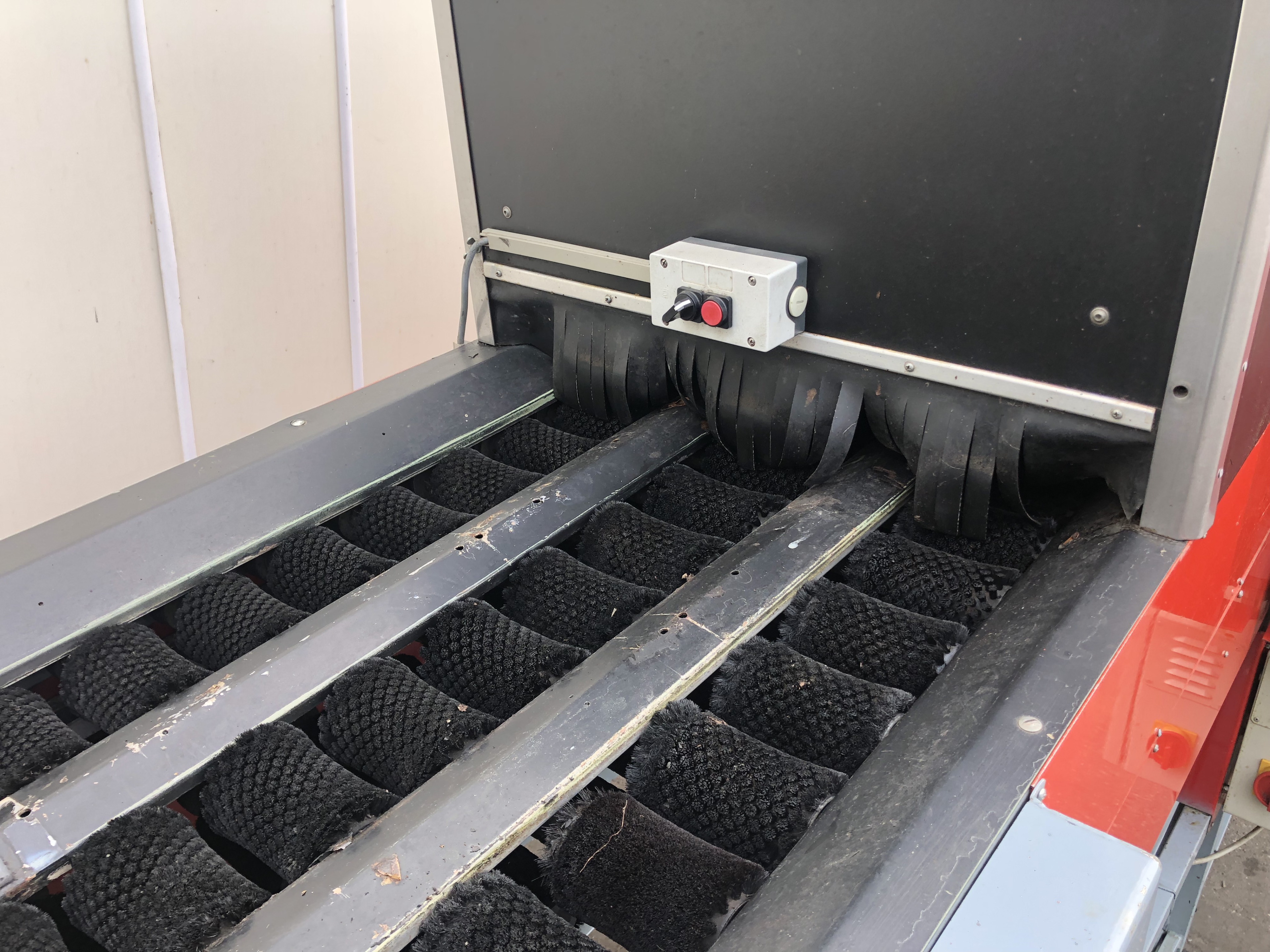 Aweta GM3-8+1 apple & fruit sorting machine • Duijndam Machines