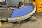 Optional: curved conveyor