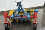Bärtschi inter row cultivator with brushes, 4 rows 5 brushes