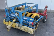 Bärtschi inter row weeder with brushes, 5 rows