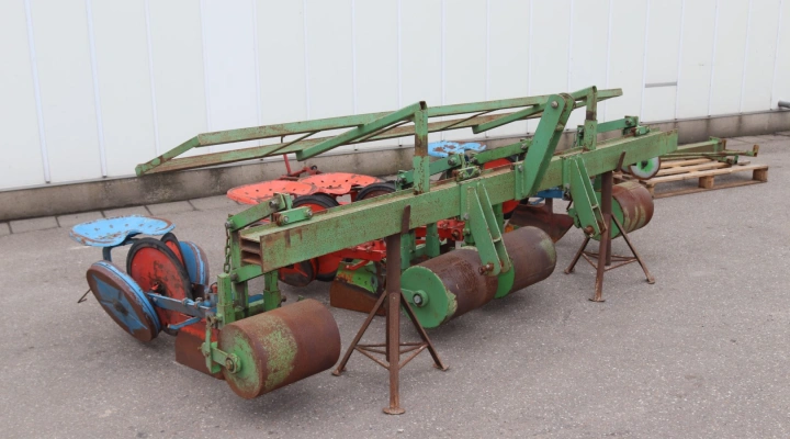 Basrijs / Accord Scheiben Pflanzmaschine 4 Reihen