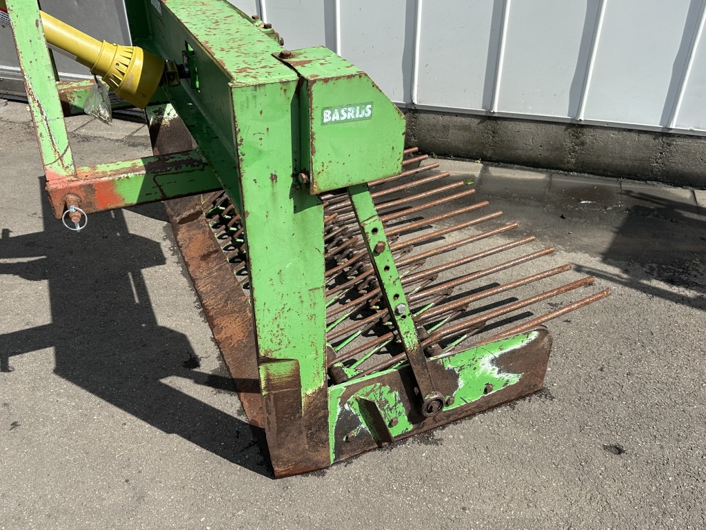 ��������� ������� Basrijs 135 ��