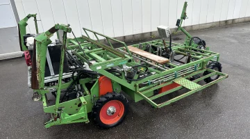Basrijs P165/5 IH Salat Pflanzmaschine Selbstfahrend 5 Reihen