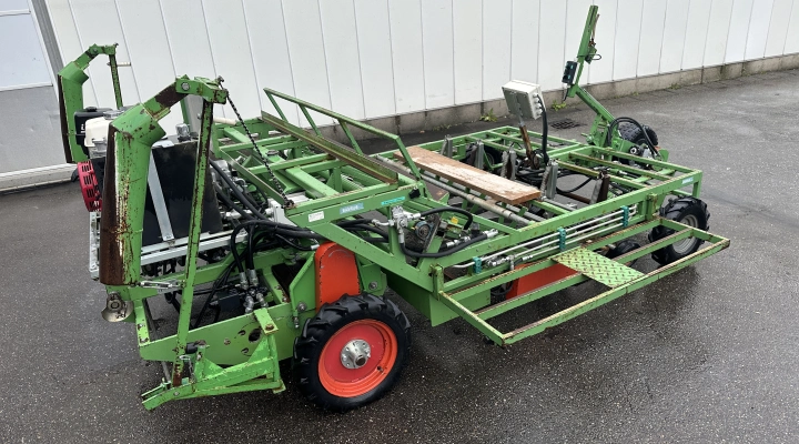 Basrijs lettuce planting machine self propelled 5 rows