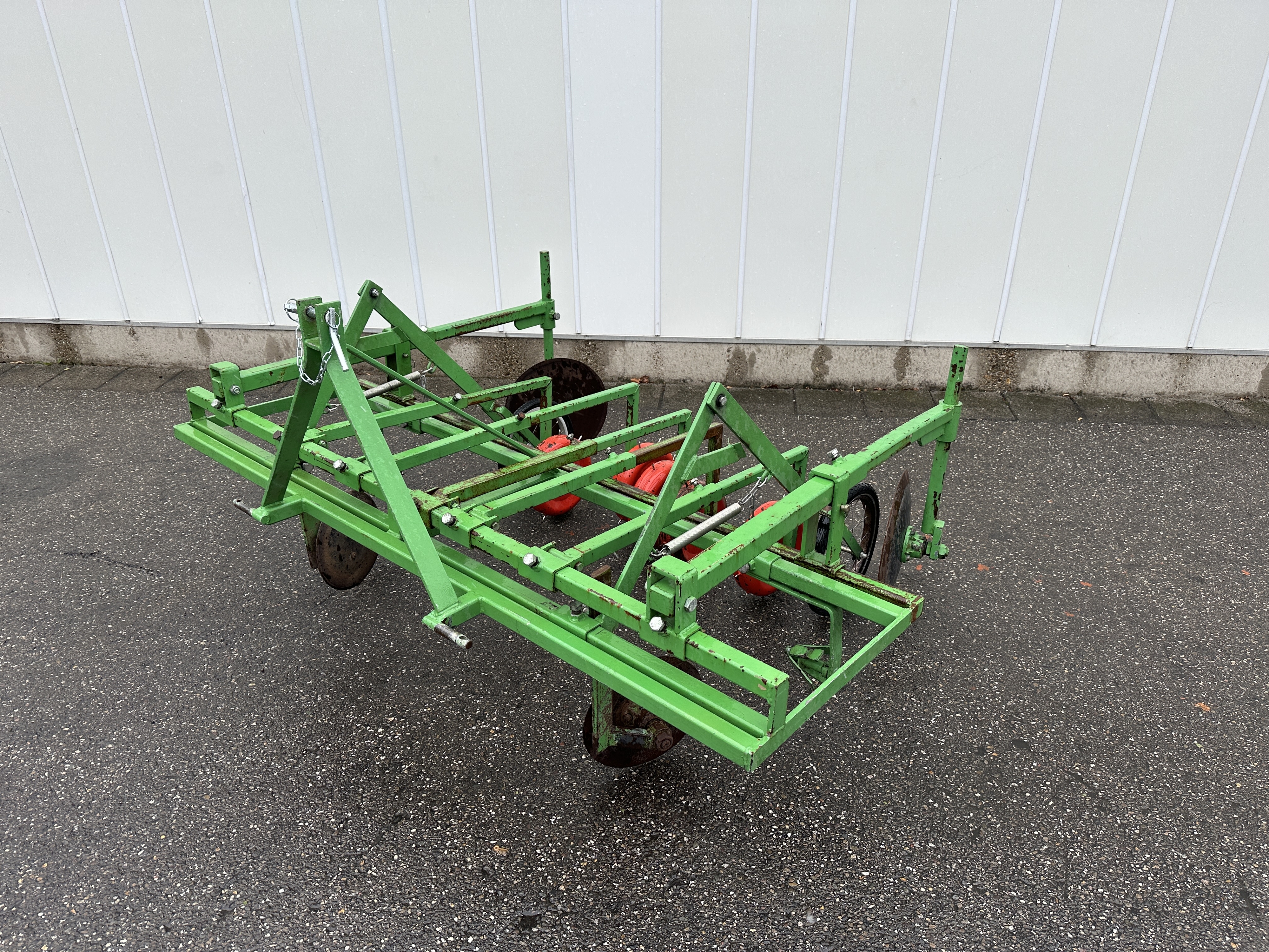 Basrijs �����a ��� ������� �������������������� �����