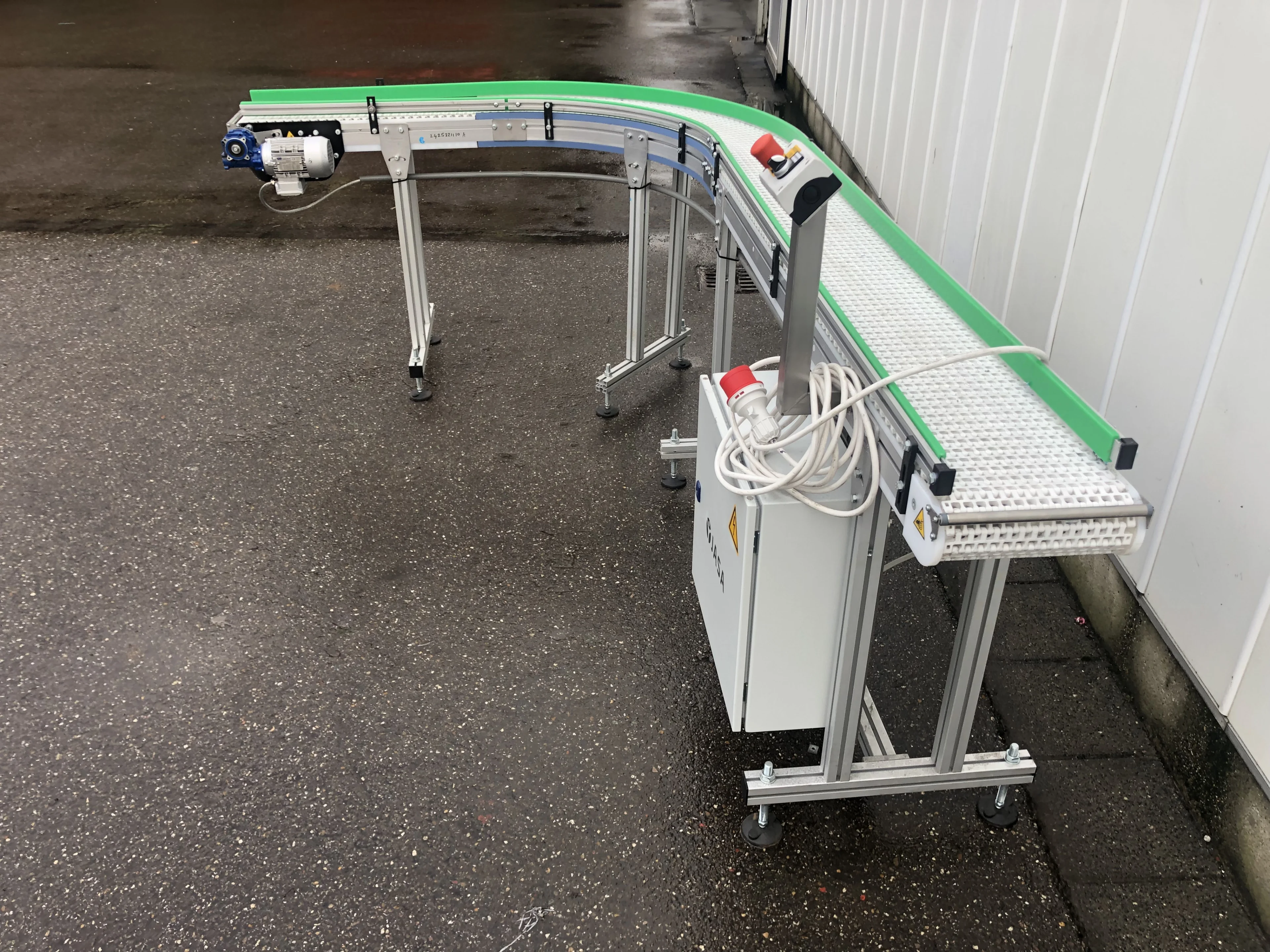 BCK curved conveyor 90° • Duijndam Machines