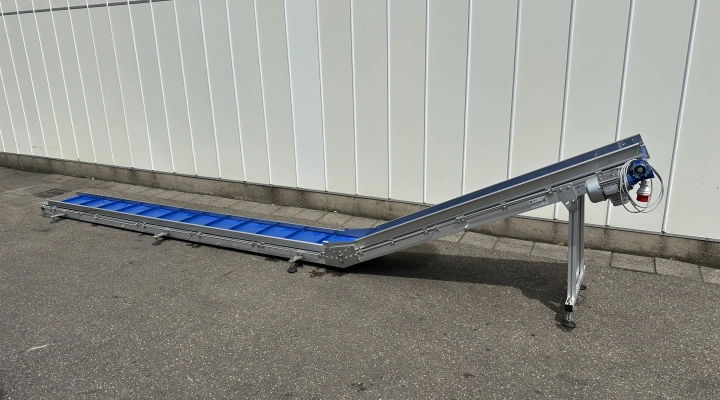 BCK N60 D10 elevator incline conveyor 590 x 45 cm