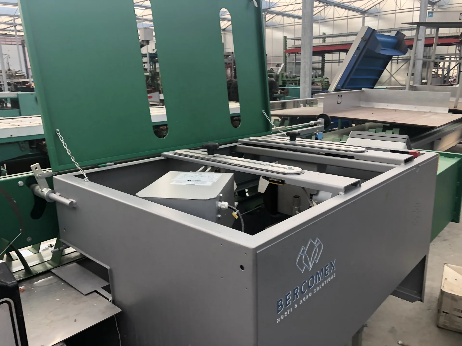 Vandenberg flower bunching machine • Duijndam Machines