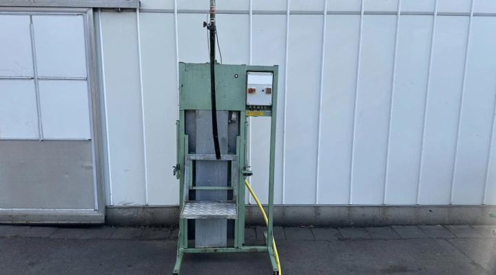 Berg Bucket filling machine