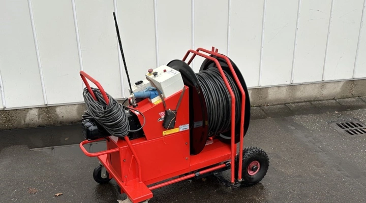 Berg hosereel with remote control