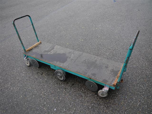Уборочные тележки Berg Hortimove