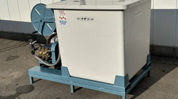 Empas 70-55-1000 ES Опрыскиватель/бункер объемом 1000 литров с катушкой и насосом.