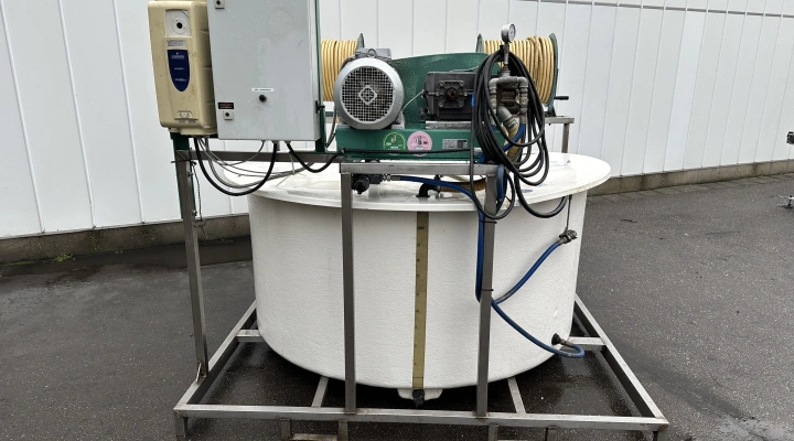 Empas 34-85-45 Spraying reservoir /bin with 2 reels and pump