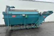 Botman 100850 barrel washing machine with output conveyor