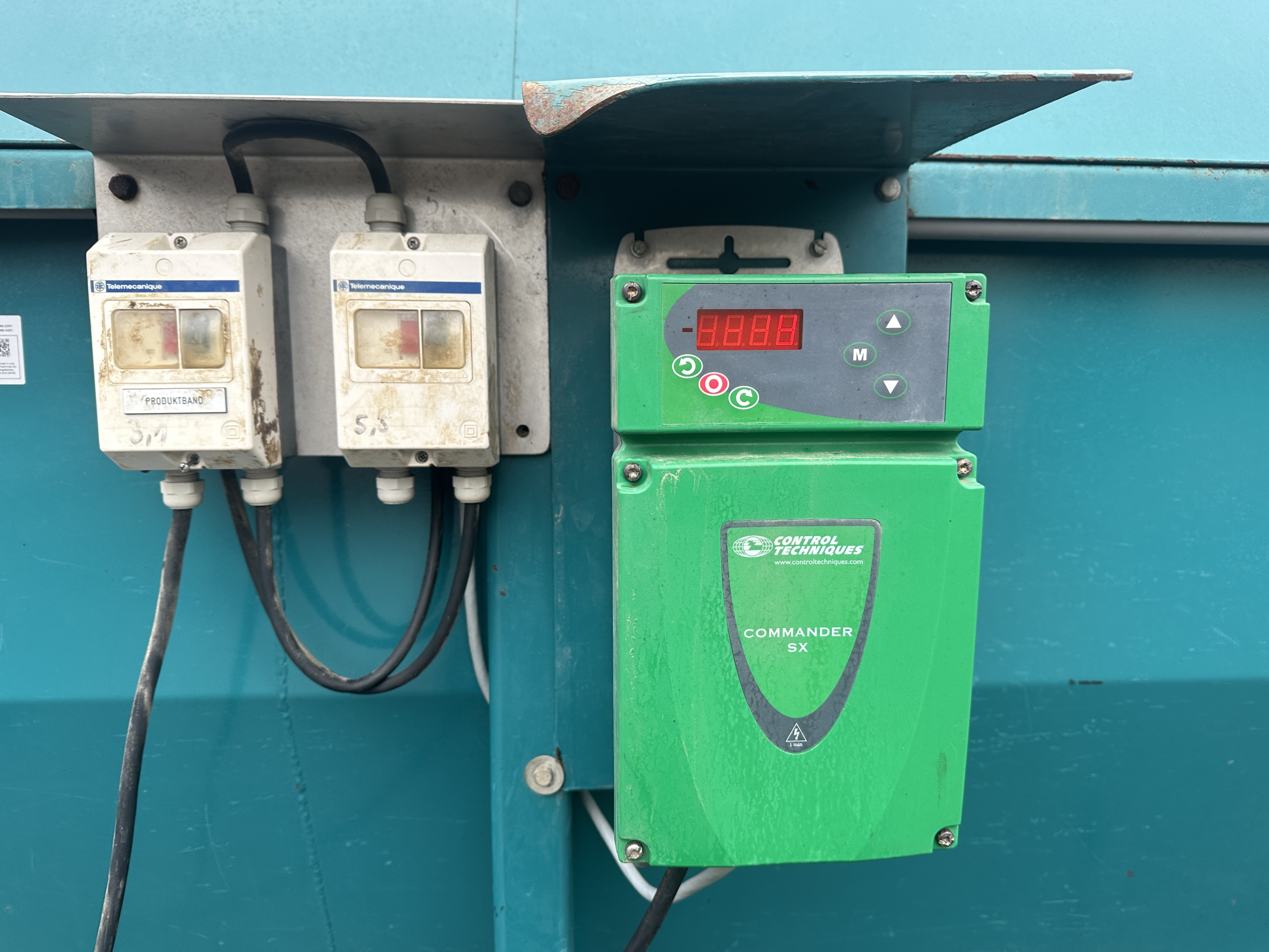 Botman ������� �����a ����������� ���� with output conveyor