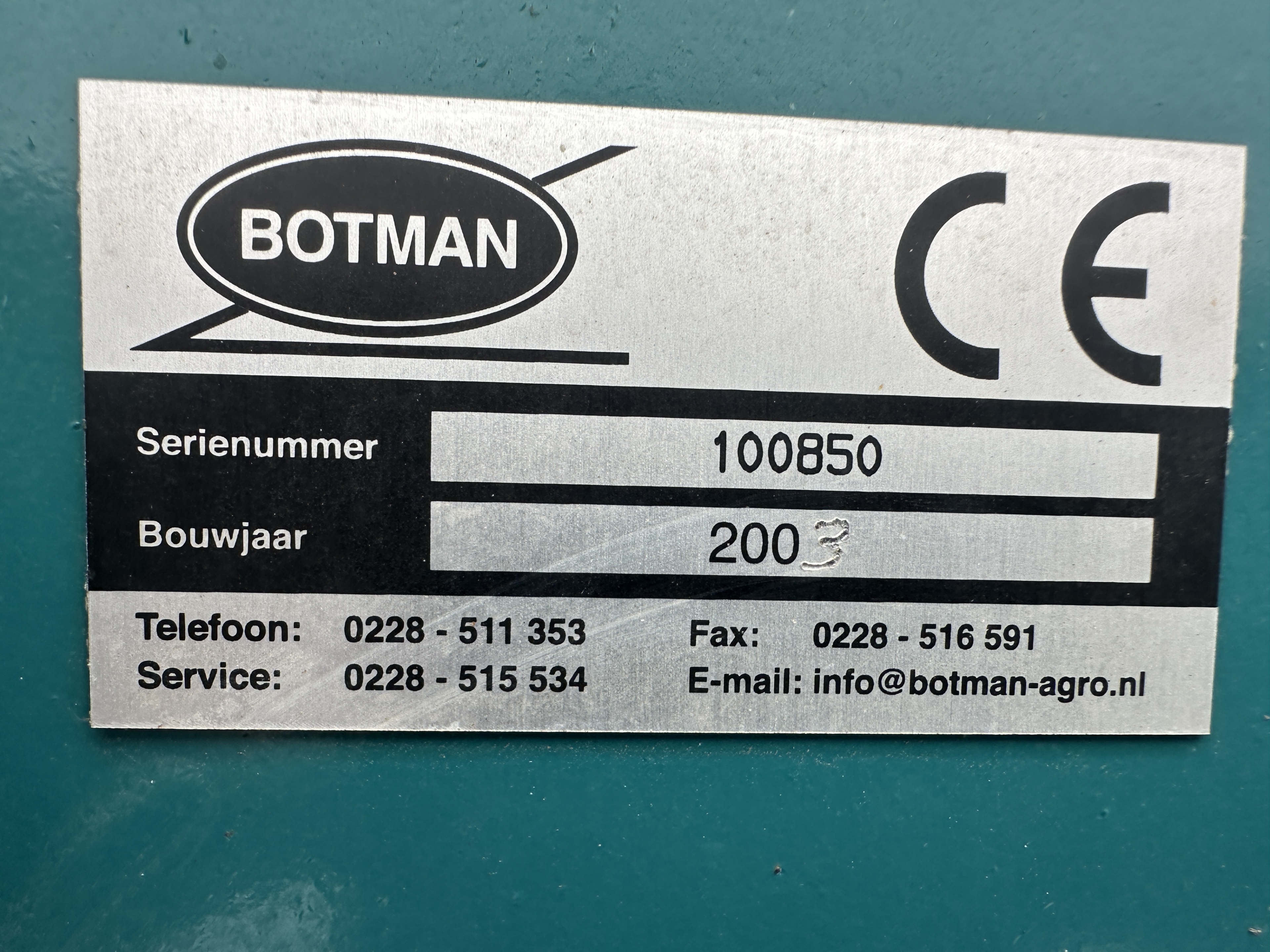 Botman ������� �����a ����������� ���� with output conveyor