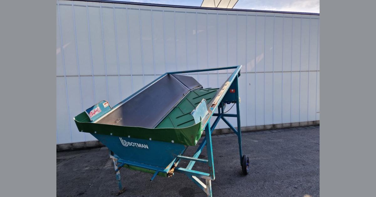 Botman hopper 300 x 80 cm • Duijndam Machines