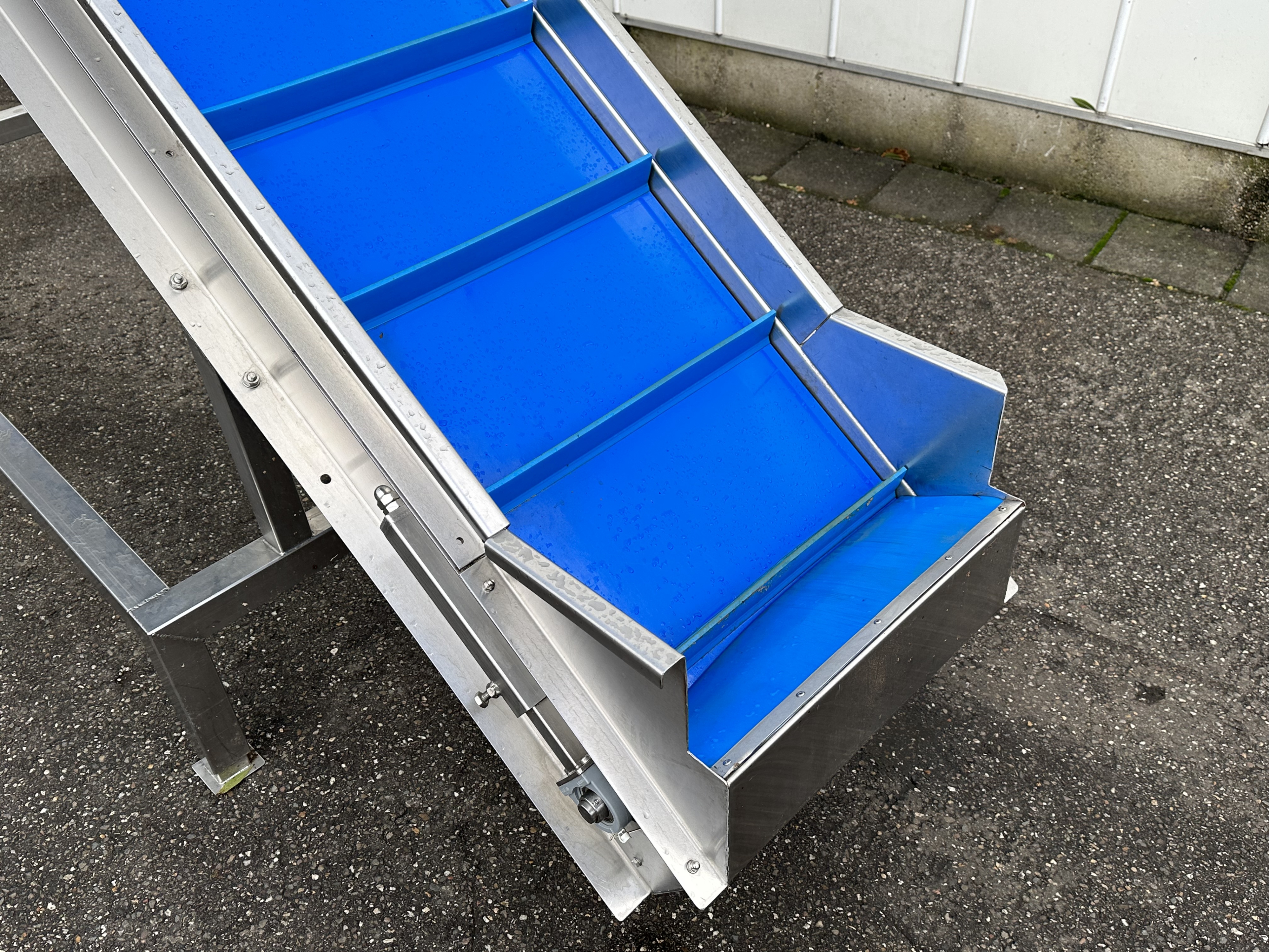 Novatec Engineering ZZ 100 B
