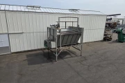 Box tipper 205 cm max with hopper and bottom conveyor