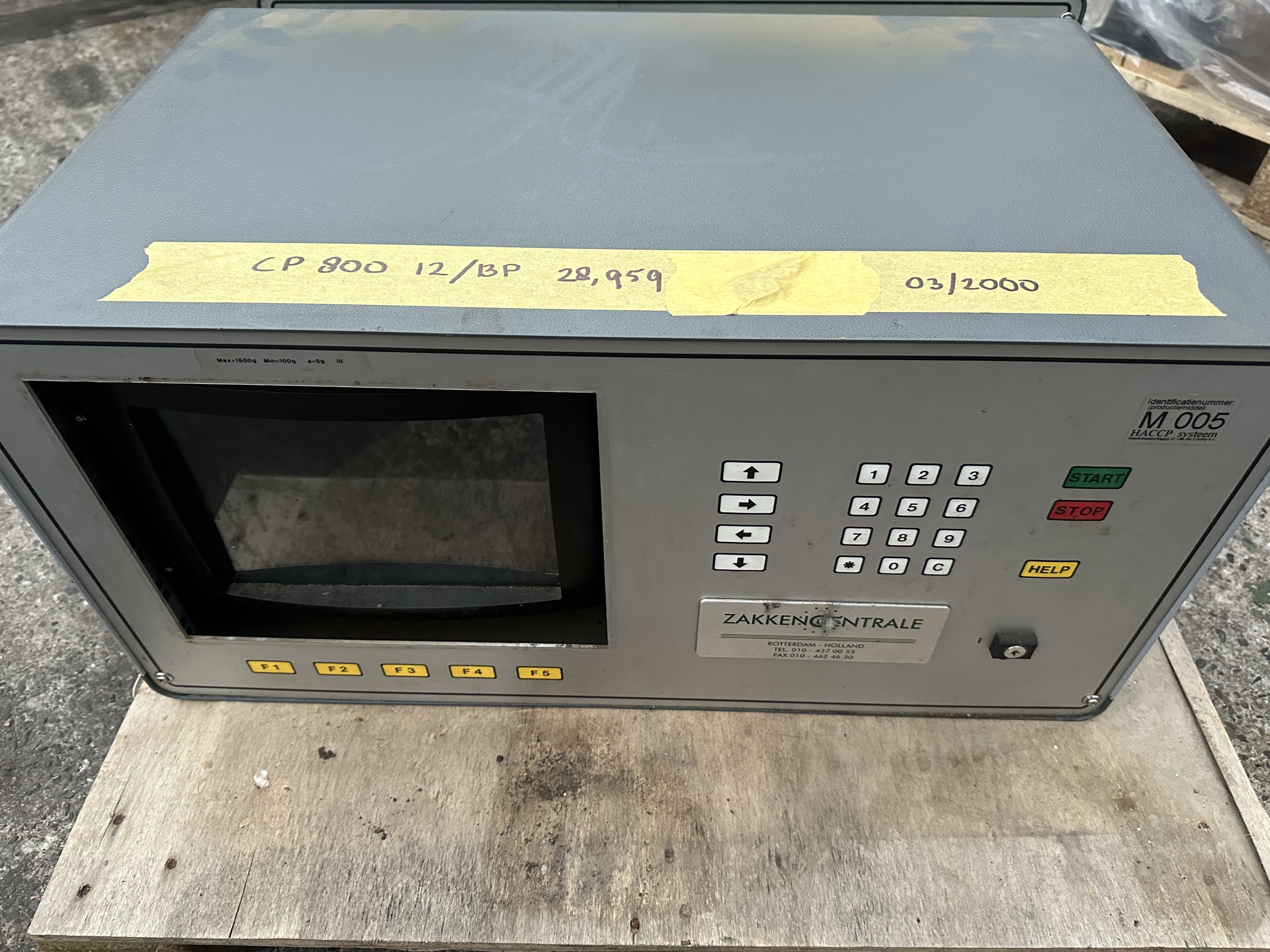 S&B CP 800 / 12 / BP weighing machine with frame and 3 elevators supply ...