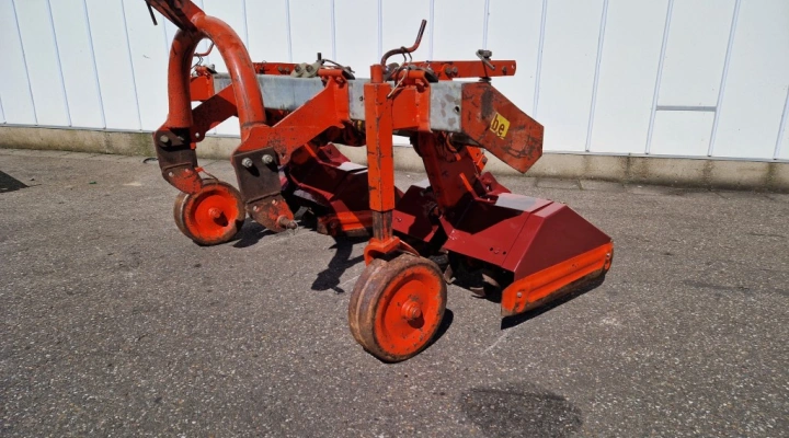 Breviglieri MBE interrow-cultivator rotavator