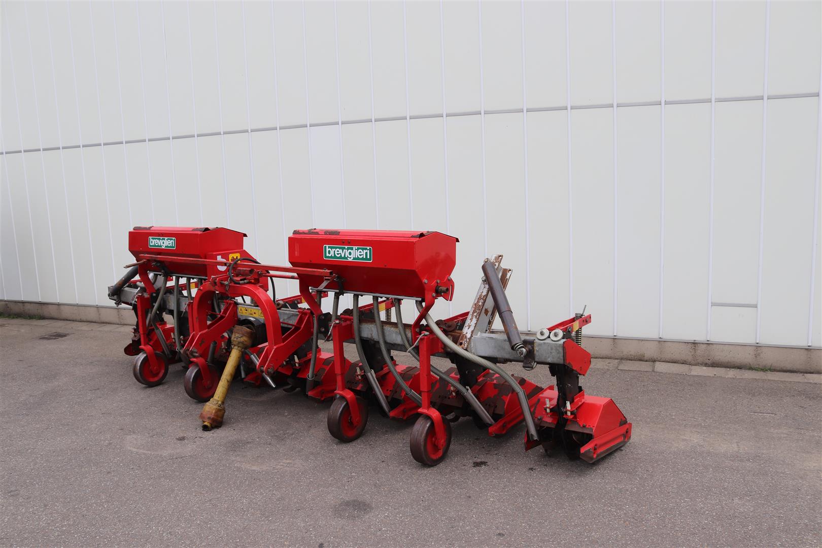 Breviglieri interrow rotavator 6 rows • Duijndam Machines