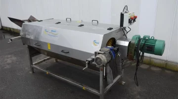 Briand Trois-brosse céleri rondelle.