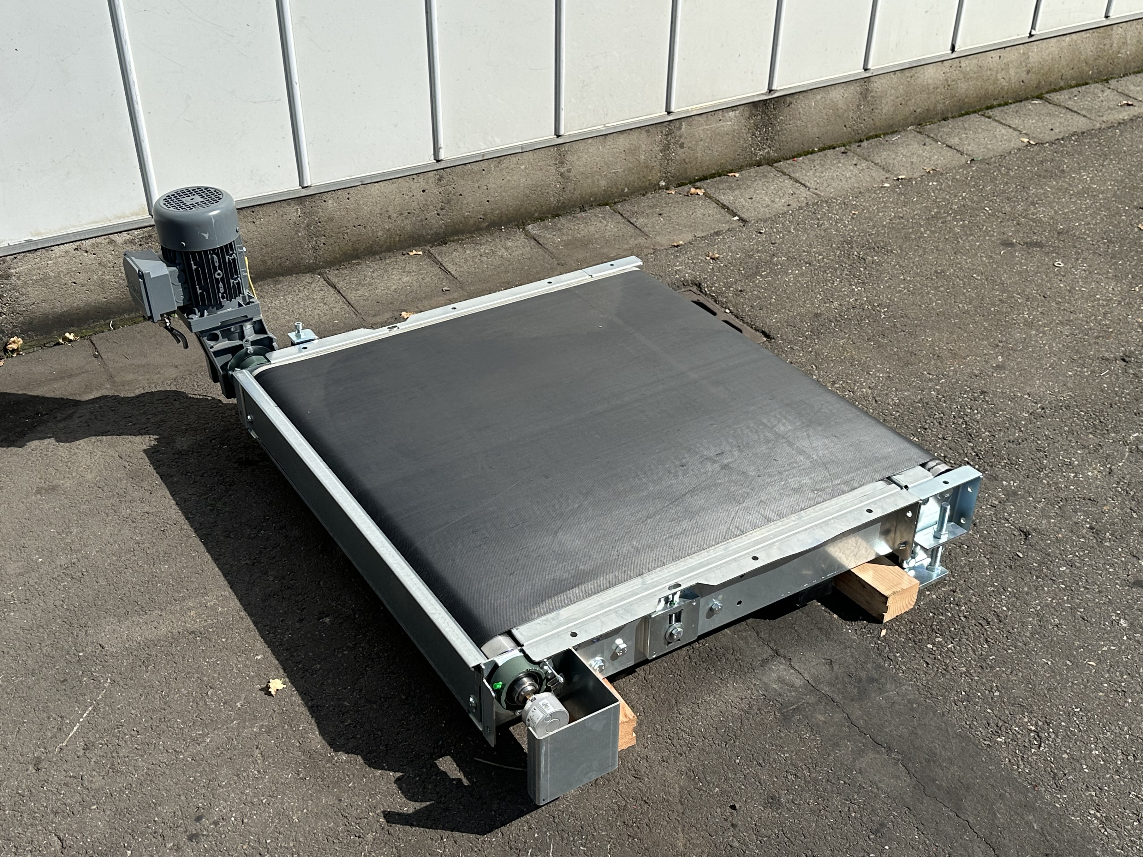 Budde �������� 100 � 95 ��
