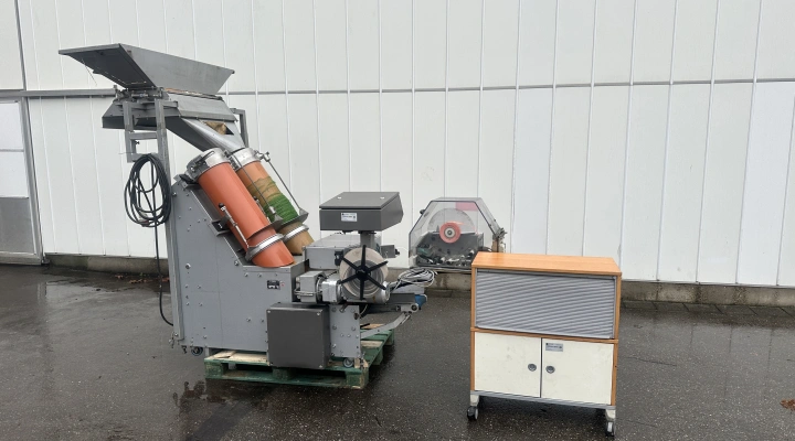 C-Pack 929 net packaging and clipping machine with printer and P.C.