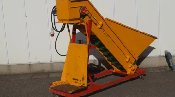 Cebeco elevator 25 cm wide with weigher