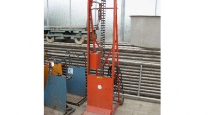 Cebeco lift -elevator for potatoes in bags image 1