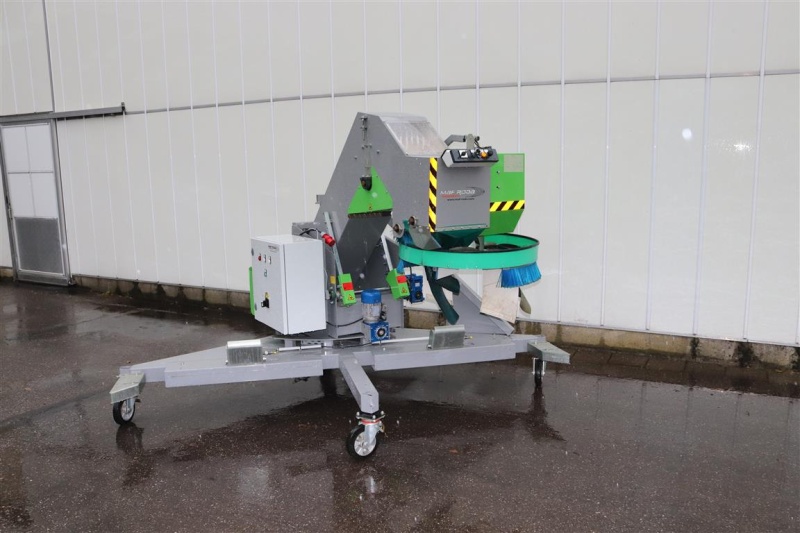 MAF RODA dry bin filler for fruit • Duijndam Machines
