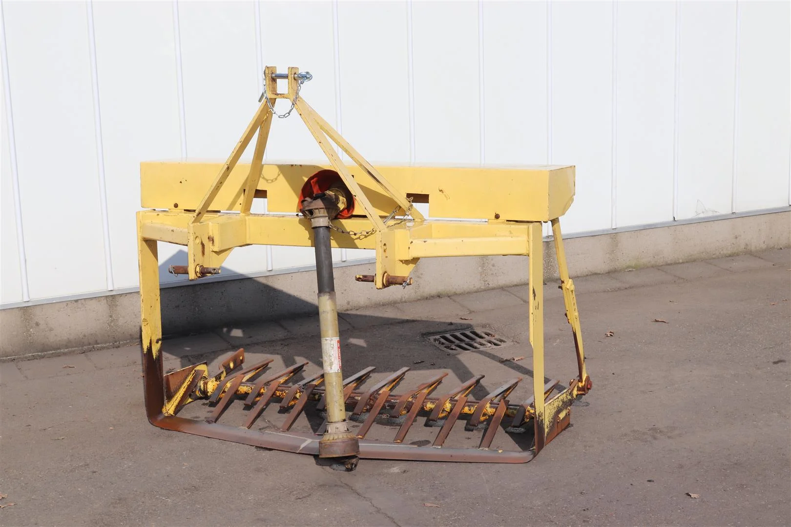 Shaking bedlifter 150 cm • Duijndam Machines