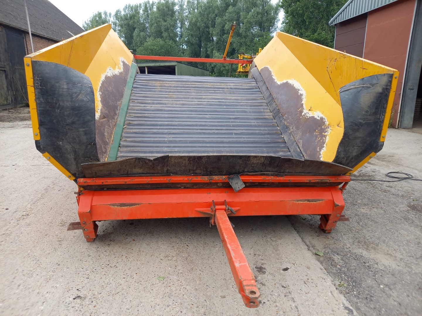 �������� ������ Climax 840 E � ��������� �����������