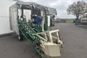 Coenders Clamp belt harvester for roses with Rasspe binder