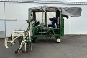 Coenders Clamp belt harvester for roses with Rasspe binder