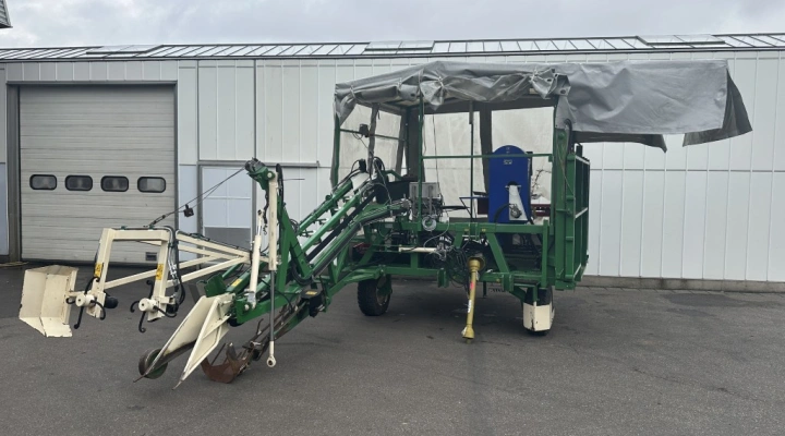 Coenders Clamp belt harvester for roses with Rasspe binder