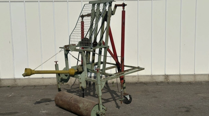 Compact dibbler for leek 3 rows