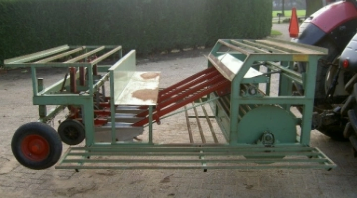 Compact planting machine image 1