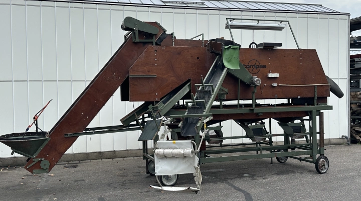 Compas AS-80 H3 potato sorting machine