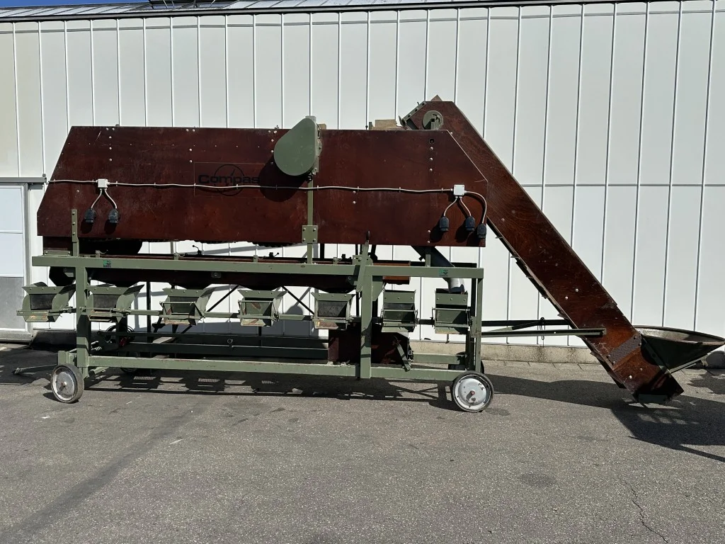 Compas AS60 HL potato sorting machine with 4+1 sortings • Duijndam Machines