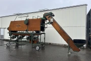 Compas AS80-3 potato sorting machine With swivel conveyor belt