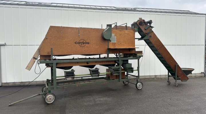 Compas AS80-4 potato sorting machine