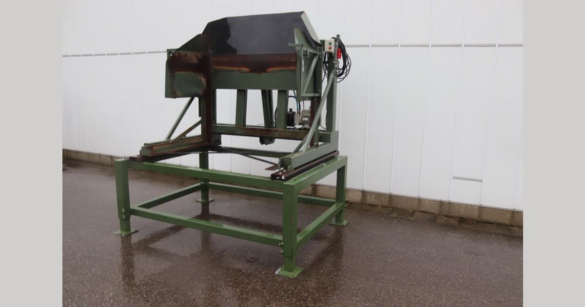 Compas box tipper max. 150 cm boxes • Duijndam Machines