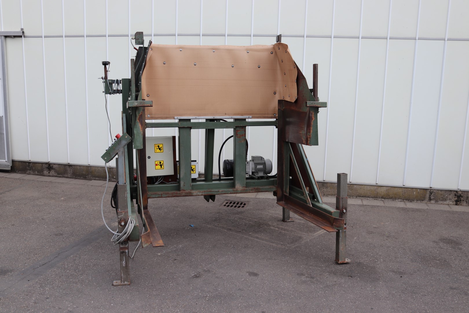 Самосвал Schouten kk150