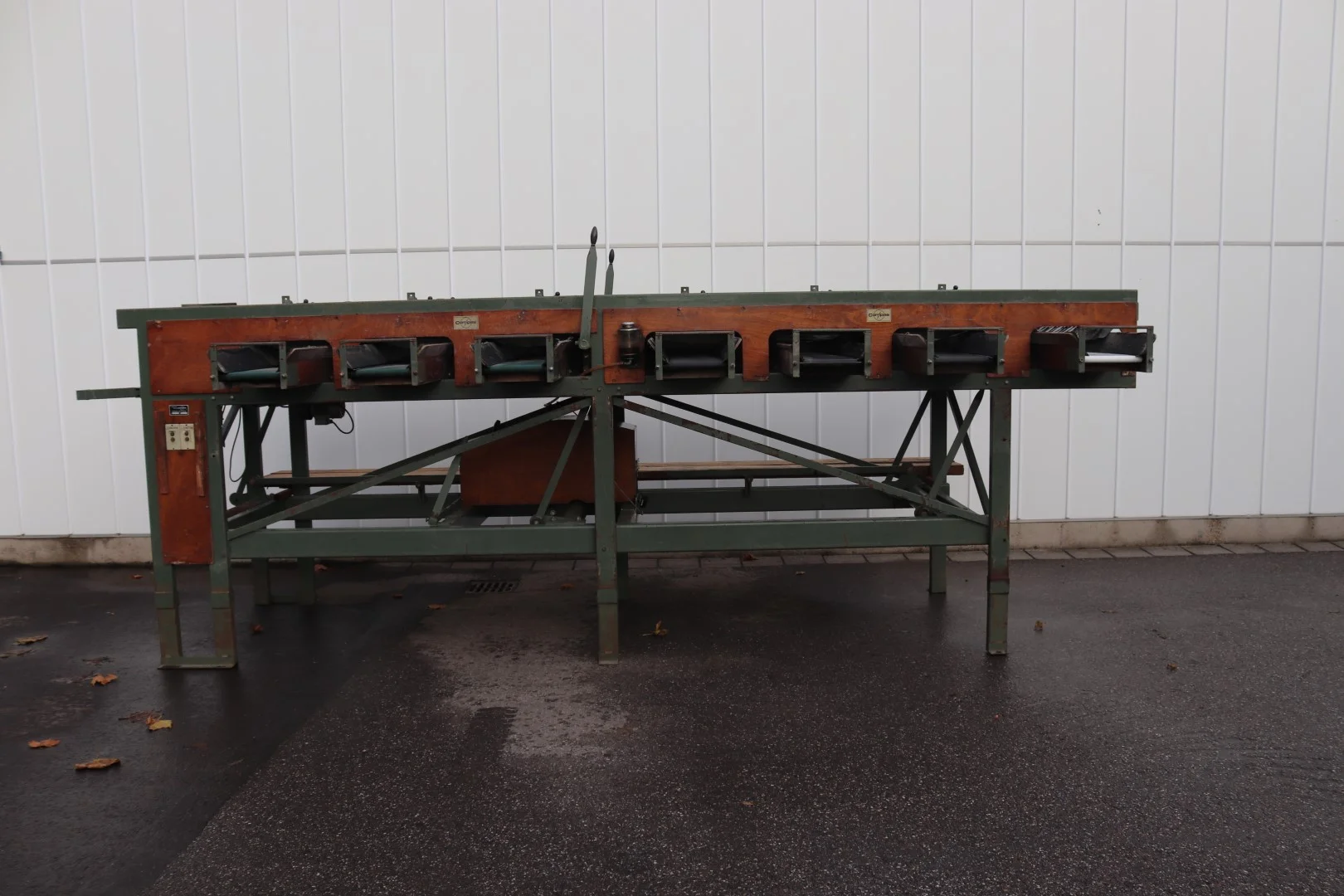 Compas Sorting machine with 6 +1 exits • Duijndam Machines